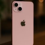 iPhone 13: моделът, който отказва да остарее - и точно затова още печели